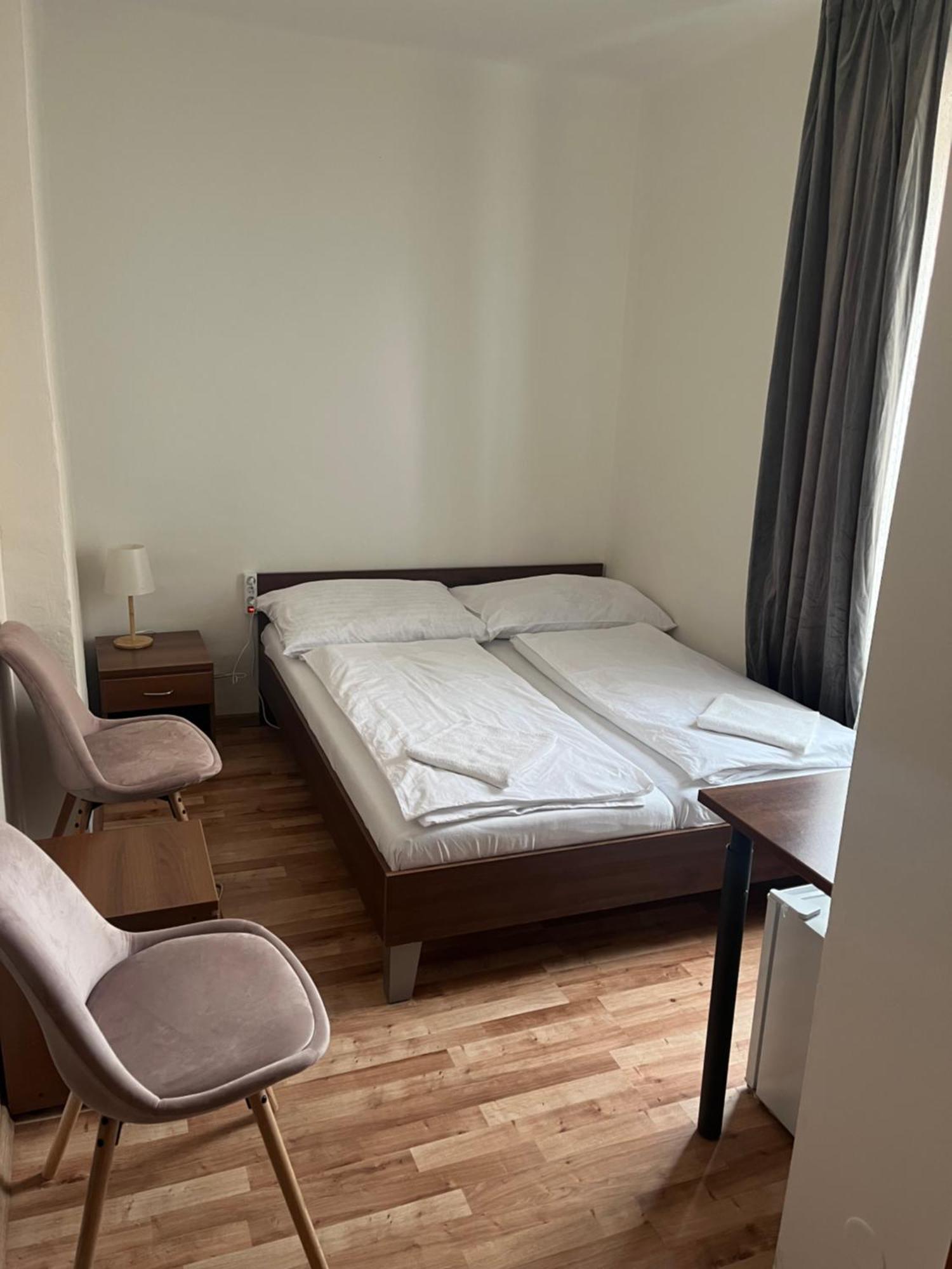Penzion Znojmo Bagian luar foto