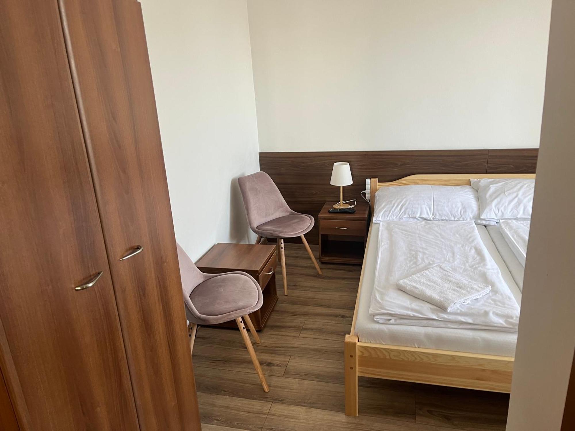 Penzion Znojmo Bagian luar foto